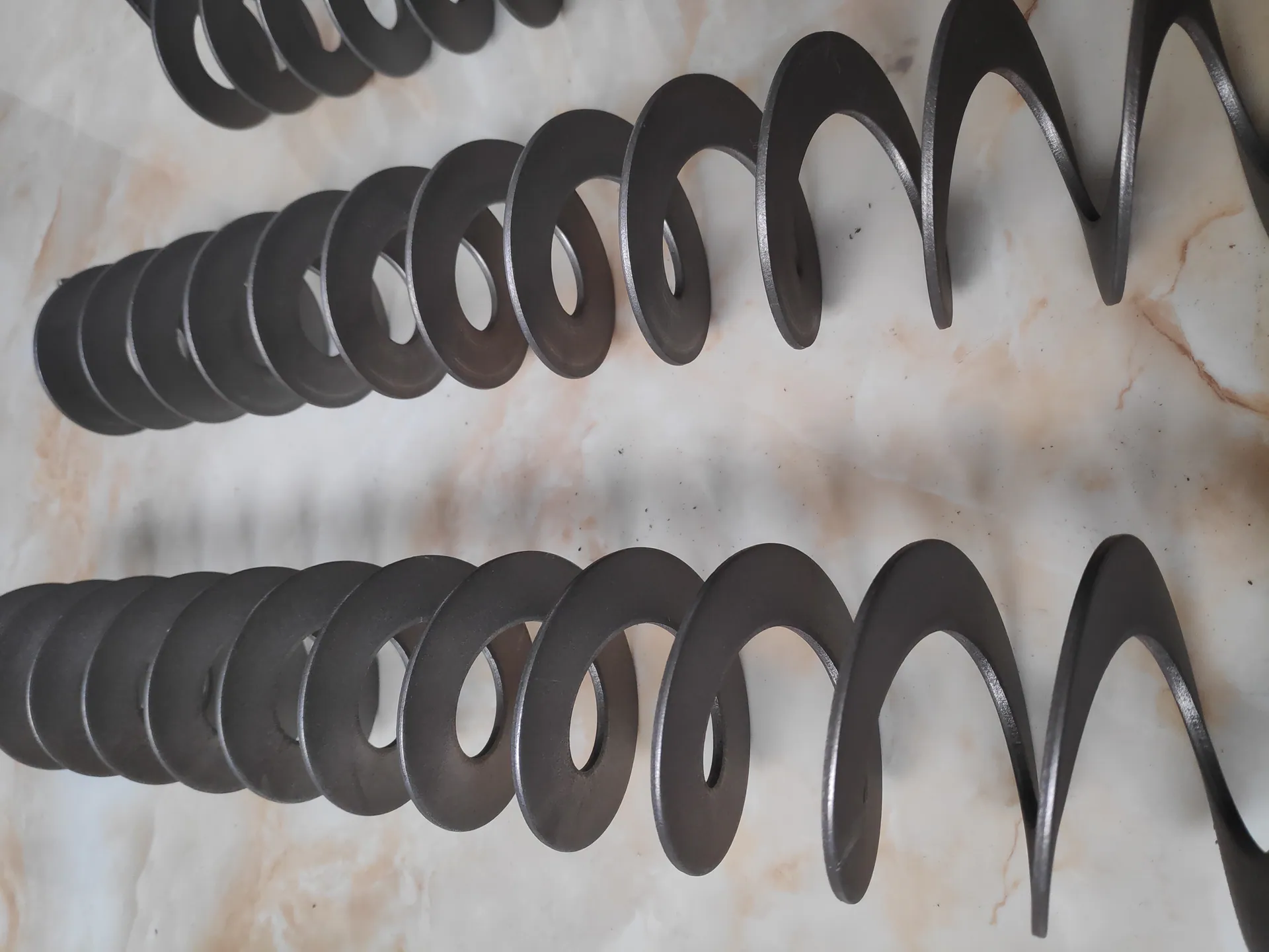 Auger flight manufacturing example