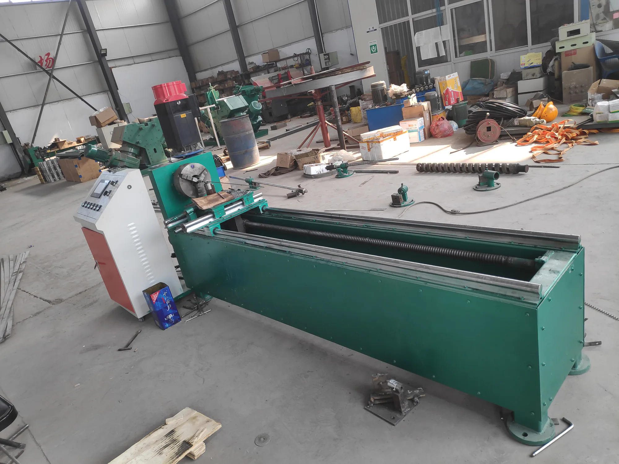 Mould-winding equipment in workshop