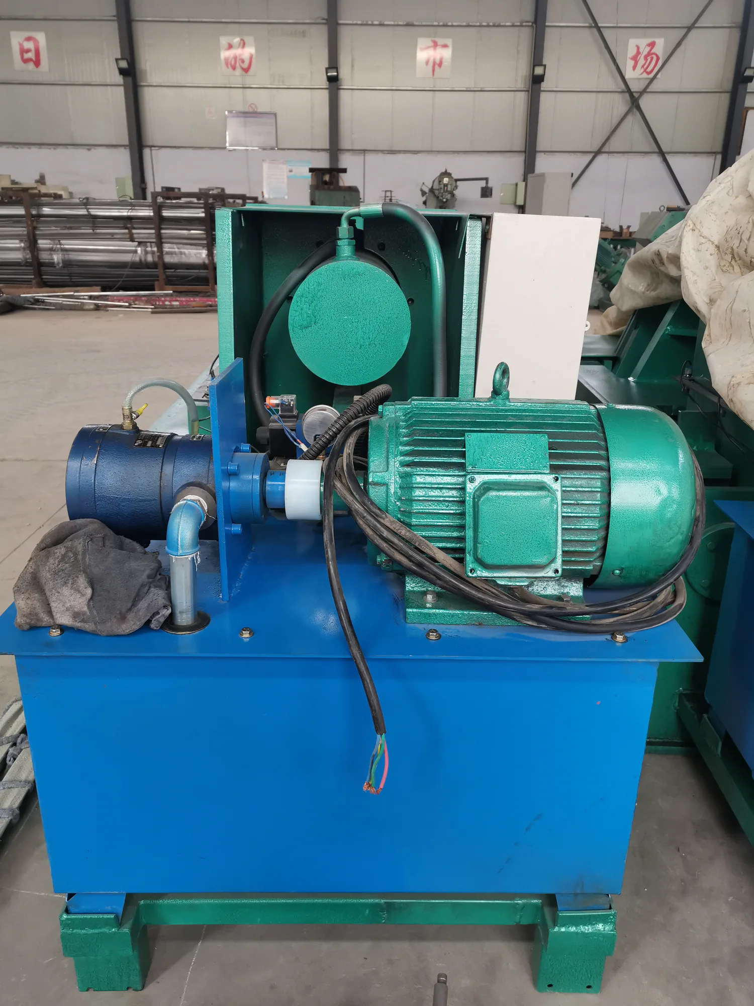 GX800S hydraulic pressing machine for sectional screw flight forming GX800S hydraulic pressing machine for sectional screw flight forming