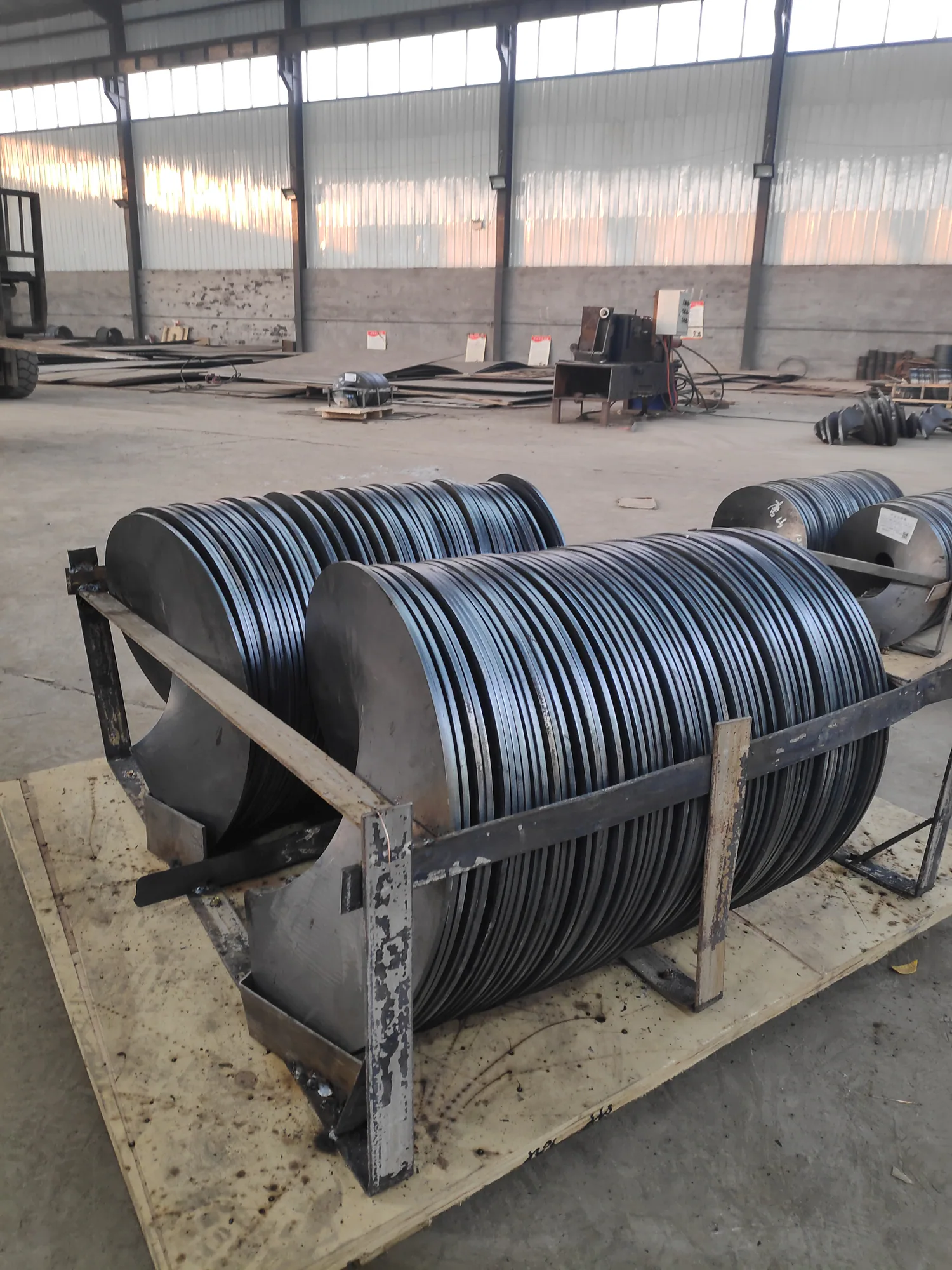 Custom screw flight hydraulic forming machine GX800S for thick and oversized flights Custom screw flight hydraulic forming machine GX800S for thick and oversized flights